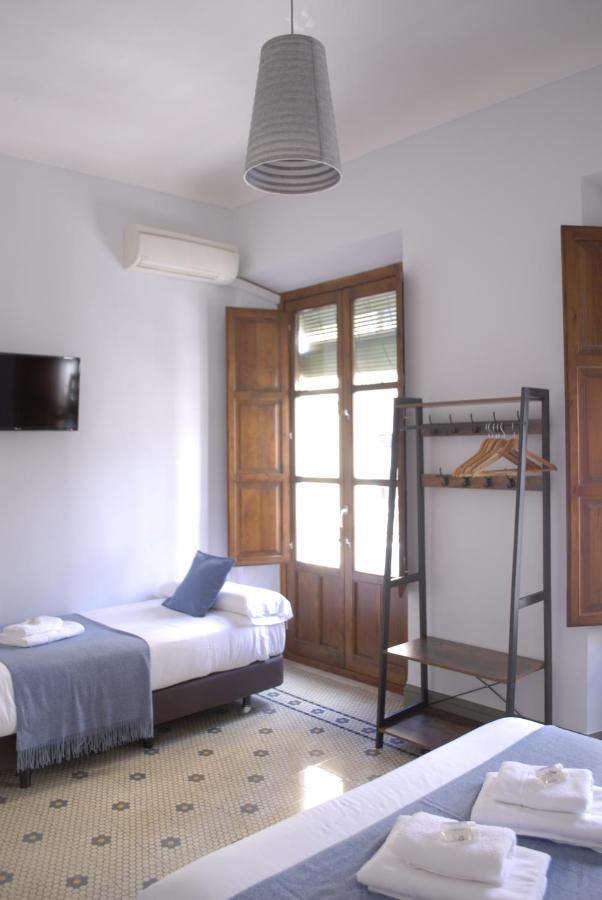 La Perla Guest house 2*